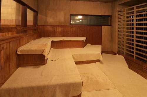 คาวารามาชิ กิอง ออนเซน โกลเดน ไทม์ ทากามัตสึ - สำหรับผู้ชายเท่านั้น Hotel ภายนอก รูปภาพ